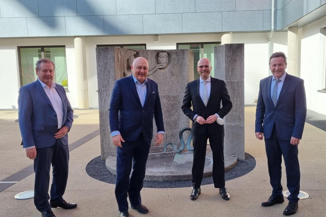 Das Bild zeigt von links: Johann Häusler, Kurt Ritter, Fabian Mehring, Leo Schrell