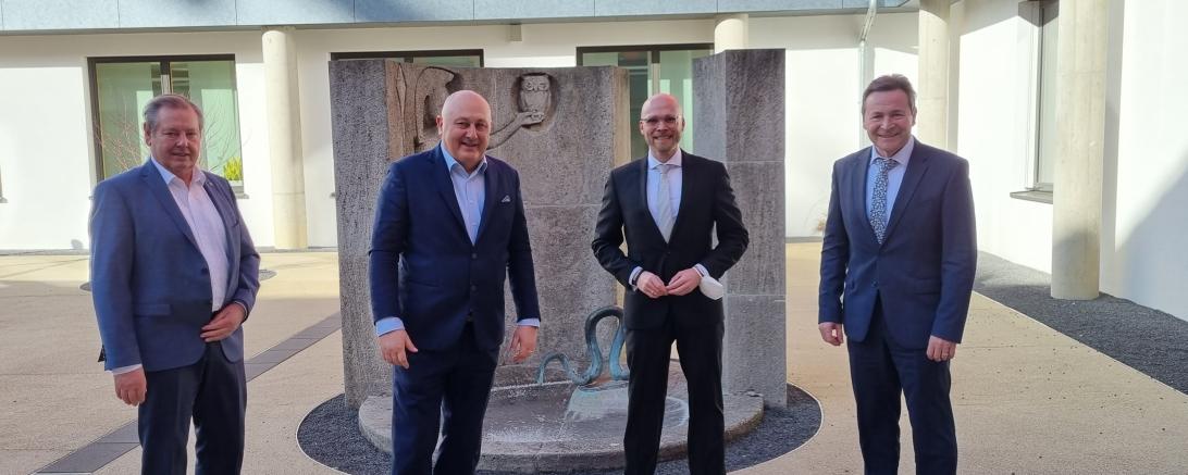 Das Bild zeigt von links: Johann Häusler, Kurt Ritter, Fabian Mehring, Leo Schrell